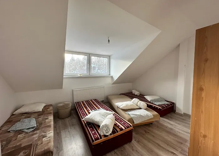 דירה Malen Pck גדינייה